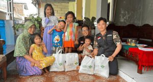 Hadir di Tengah Duka: LAZNAS Al Irsyad Purwokerto Salurkan Bantuan dan Harapan Bagi Lima Anak Yatim Piatu di Desa Ciberem, Sumbang