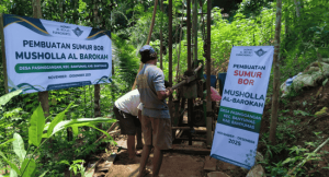 Atasi Krisis Air di Pasinggangan Banyumas, LAZNAS Al Irsyad Purwokerto Mulai Pengeboran Sumur Bor di Mushola Al Barokah