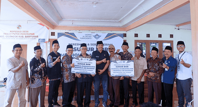 LAZNAS Al Irsyad Purwokerto meresmikan dua titik sumur bor di Desa Panusupan, Kecamatan Cilongok, Banyumas
