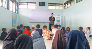 Perkuat Semangat Mengaji, LAZNAS Al Irsyad Purwokerto Gelar Kisah Islami Ramadhan di TPQ Baitul Arqam