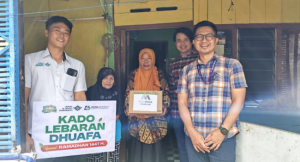 Bank Mega Syariah Cabang Purwokerto Bersama LAZNAS Al Irsyad Purwokerto Salurkan Kado Lebaran Dhuafa