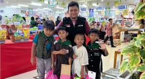 Memuliakan Anak Yatim: Jalan Menuju Kemuliaan dan Surga