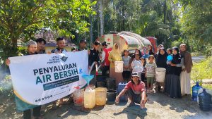 Respon Cepat, LAZNAS Al Irsyad Purwokerto Salurkan Air Bersih Bagi Warga Terdampak Kekeringan 