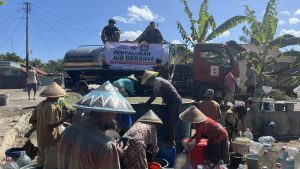 Kekeringan di Banyumas Semakin Meluas, LAZNAS Al Irsyad Salurkan 135 Ribu Liter Air untuk Warga Terdampak